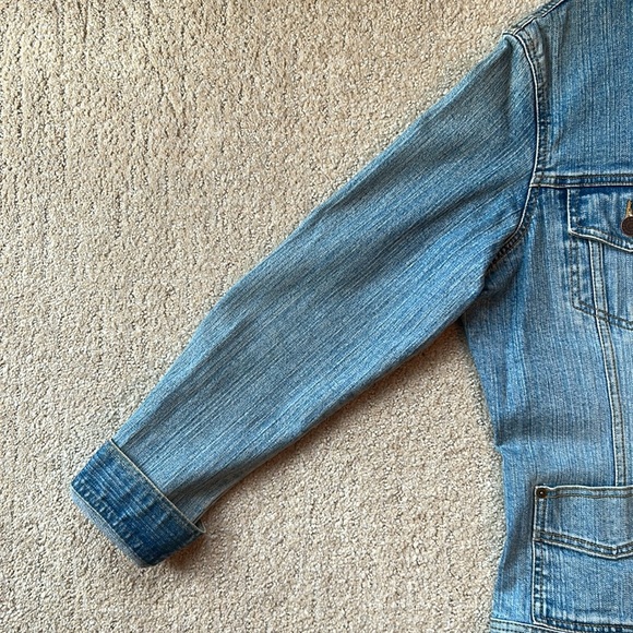 Denim Jean Trucker Jacket Eddie Bauer SUPER FAST SHIPPING - Picture 4 of 14